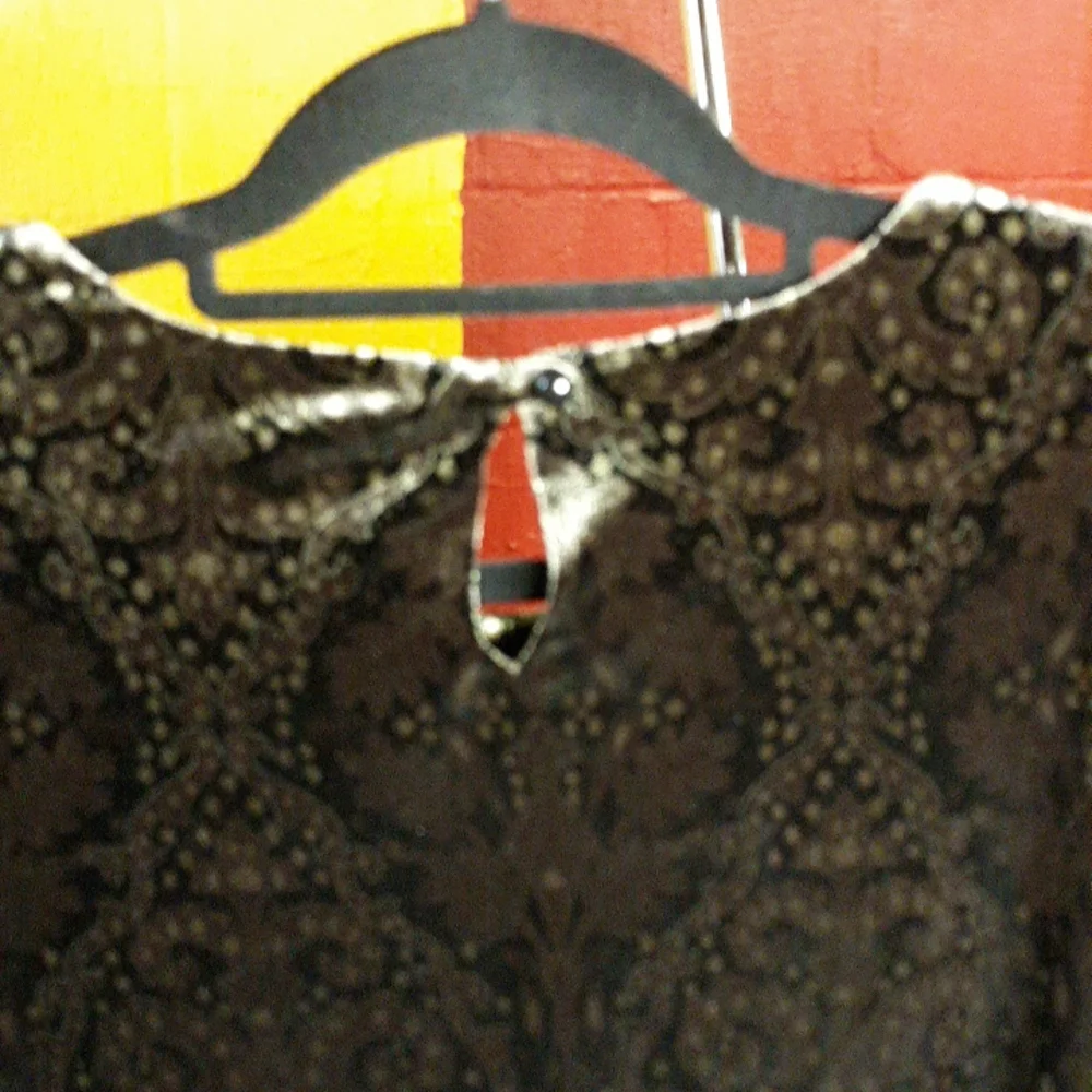 Sag Harbor Woman long sleeve shell, black and gray (#40) - Picture 6 of 7